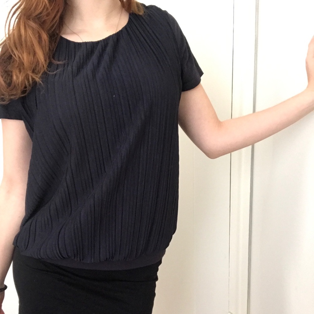 COS Dreamy Midnight Top